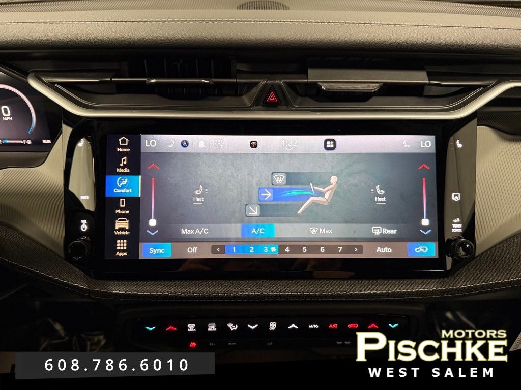 2026 Jeep Cherokee CHEROKEE LAREDO 4X4