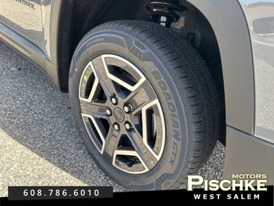 2026 Jeep Cherokee CHEROKEE LAREDO 4X4