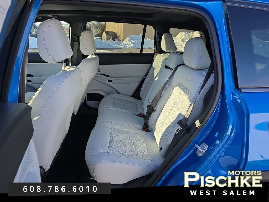 2026 Jeep Cherokee CHEROKEE OVERLAND 4X4