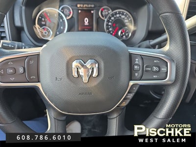 2026 RAM Ram 2500 RAM 2500 BLACK EXPRESS CREW CAB 4X4 6'4' BOX