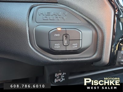 2026 RAM Ram 2500 RAM 2500 BLACK EXPRESS CREW CAB 4X4 6'4' BOX