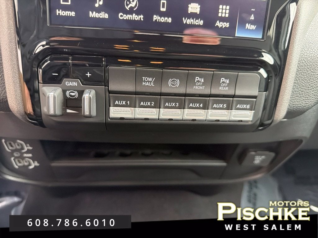 2025 RAM Ram 2500 Tradesman Crew Cab 4x4 6'4' Box