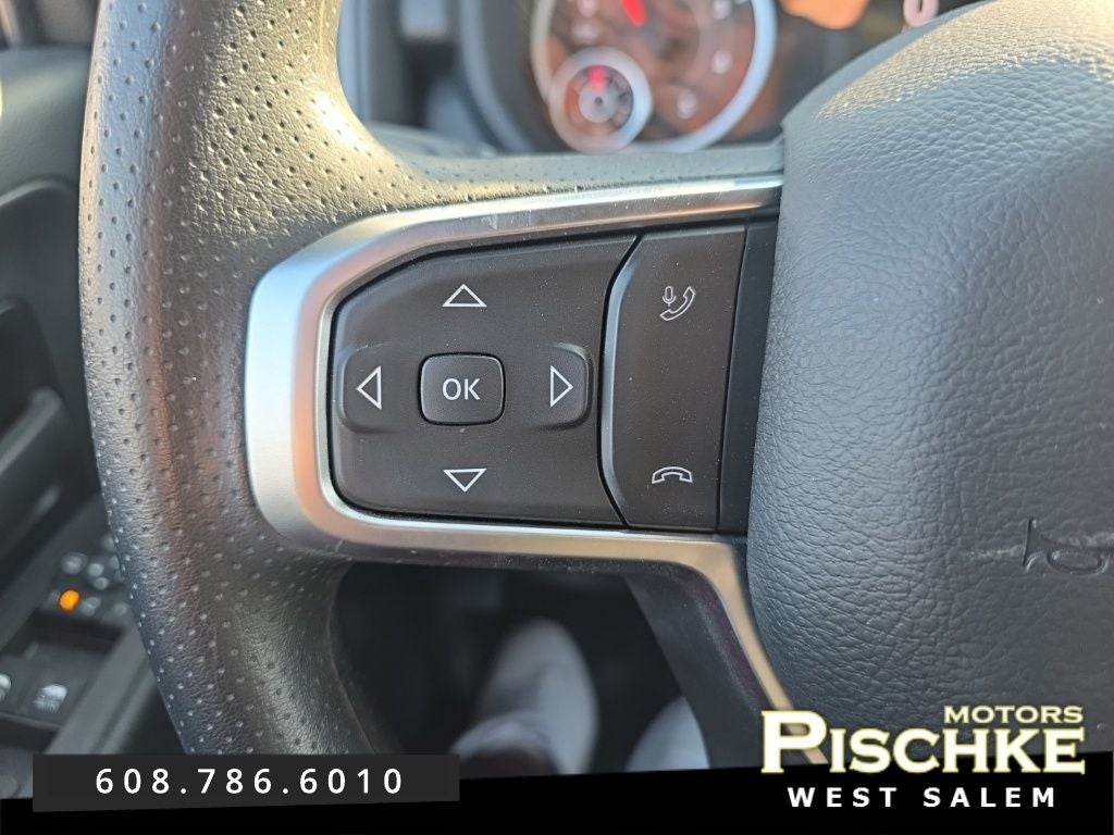 2026 RAM Ram 2500 RAM 2500 BLACK EXPRESS CREW CAB 4X4 6'4' BOX