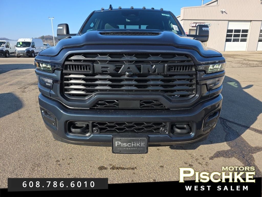 2026 RAM Ram 2500 RAM 2500 BLACK EXPRESS CREW CAB 4X4 6'4' BOX