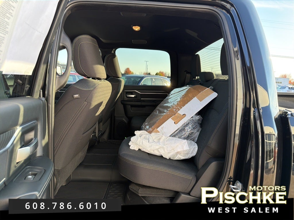 2025 RAM 2500 Big Horn Crew Cab 4x4 6'4' Box