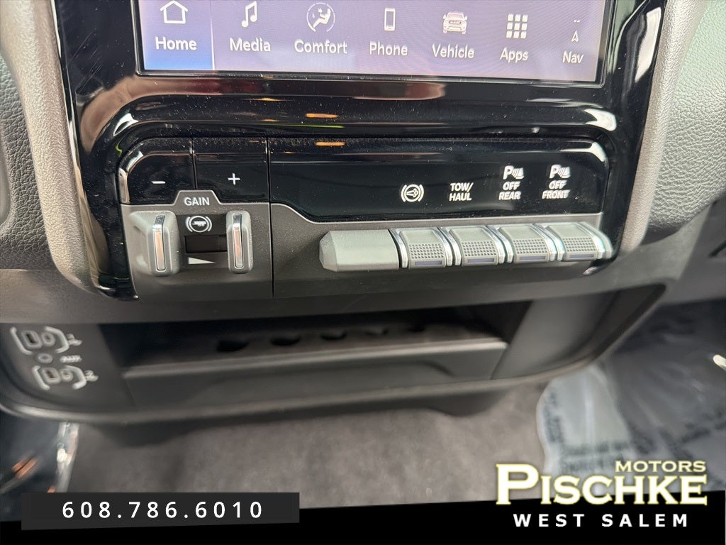 2025 RAM 2500 Big Horn Crew Cab 4x4 6'4' Box