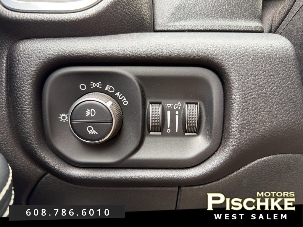 2025 RAM 2500 Laramie Crew Cab 4x4 6'4' Box