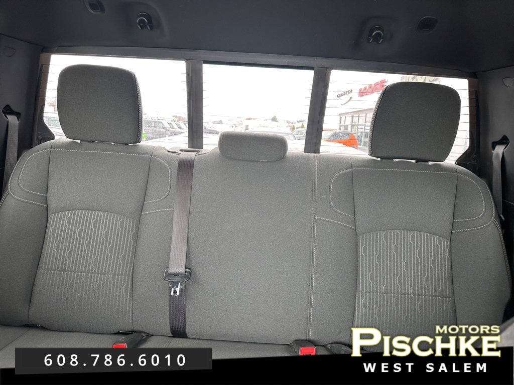 2023 RAM 3500 Tradesman Crew Cab 4x4 8' Box