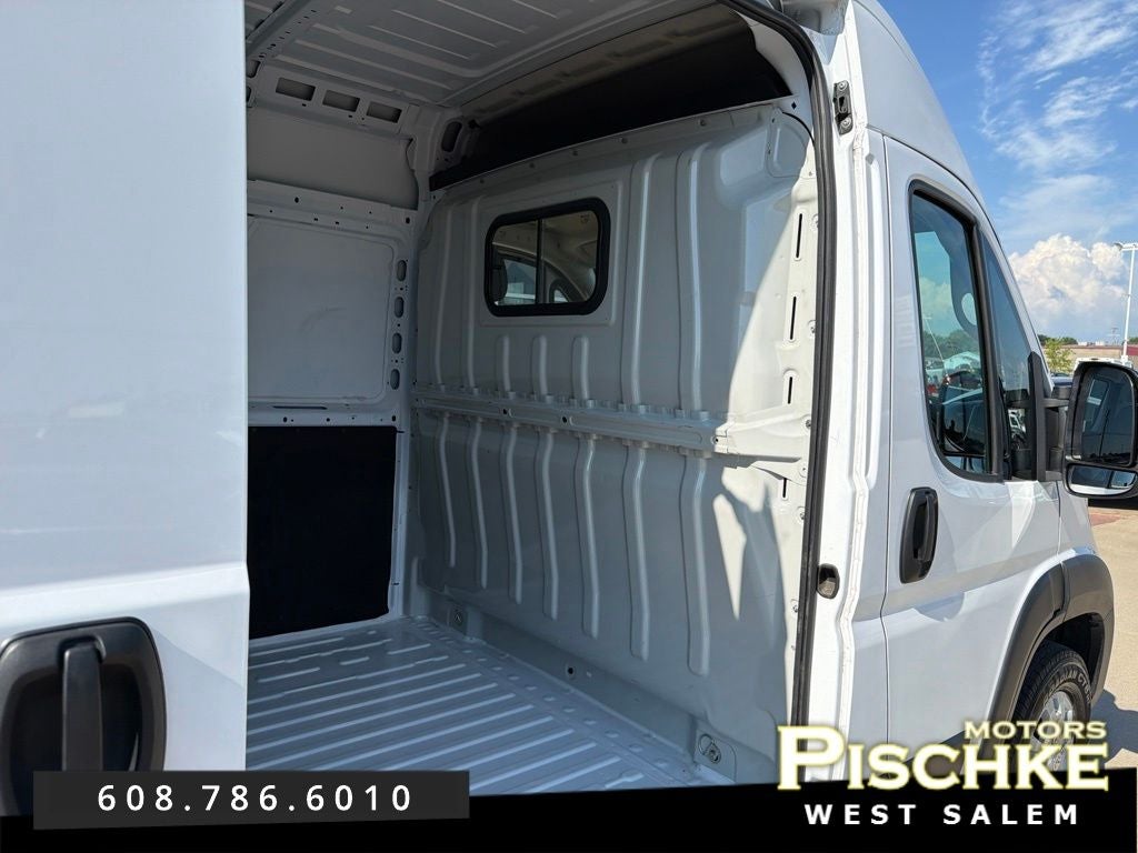 2024 RAM ProMaster 2500 Cargo Van SLT High Roof 159' WB