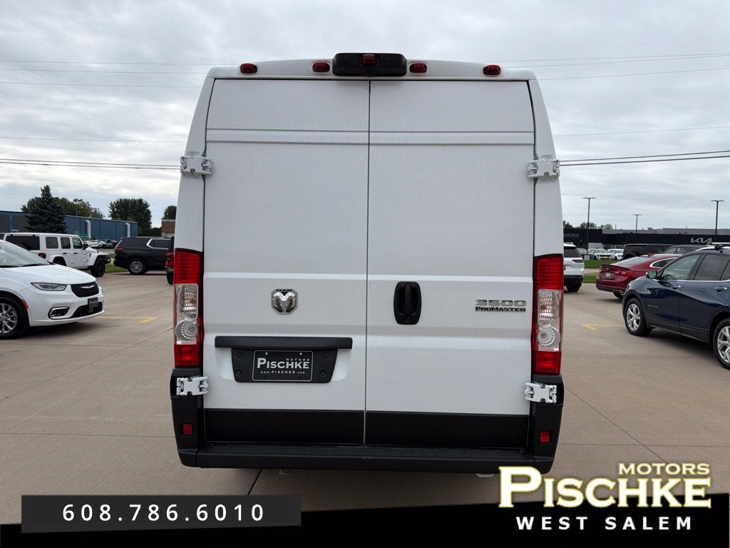 2027 RAM ProMaster Cargo Van Tradesman