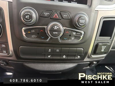 2020 RAM 1500 Classic SLT Crew Cab 4x4 5'7' Box