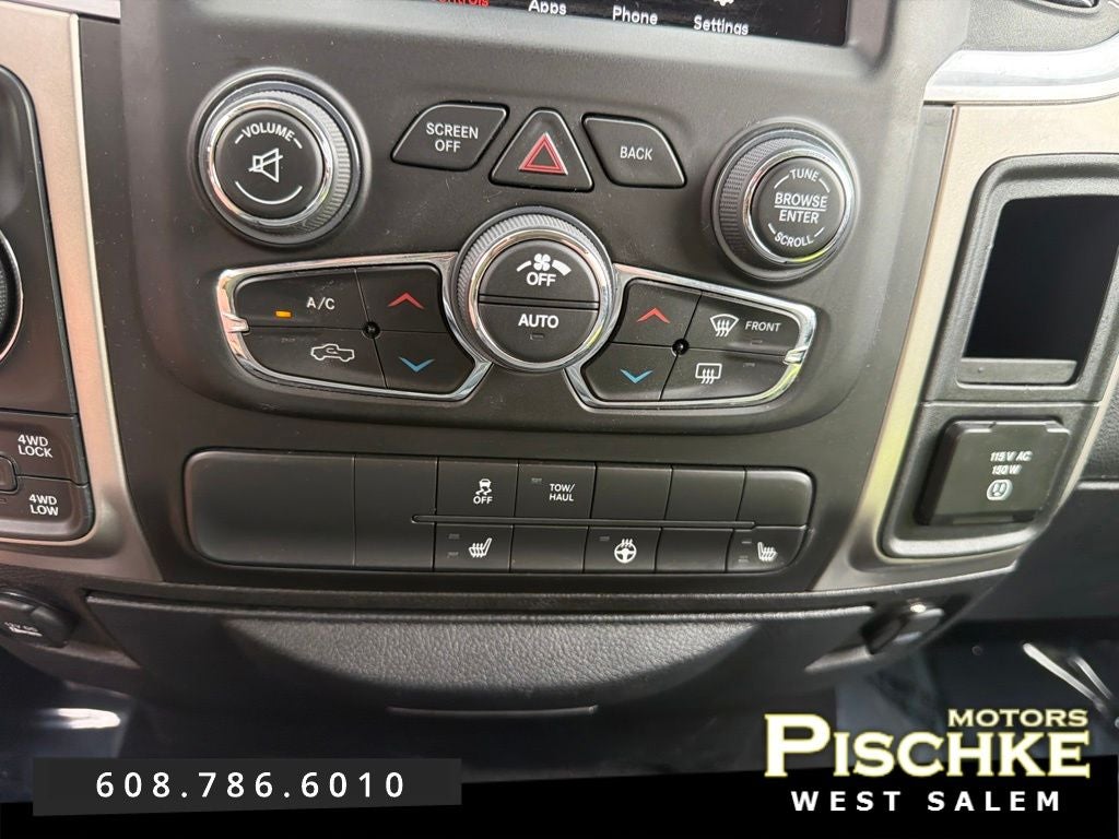 2020 RAM 1500 Classic SLT Crew Cab 4x4 5'7' Box