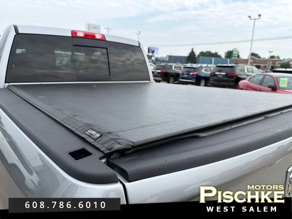 2020 RAM 1500 Classic SLT Crew Cab 4x4 5'7' Box