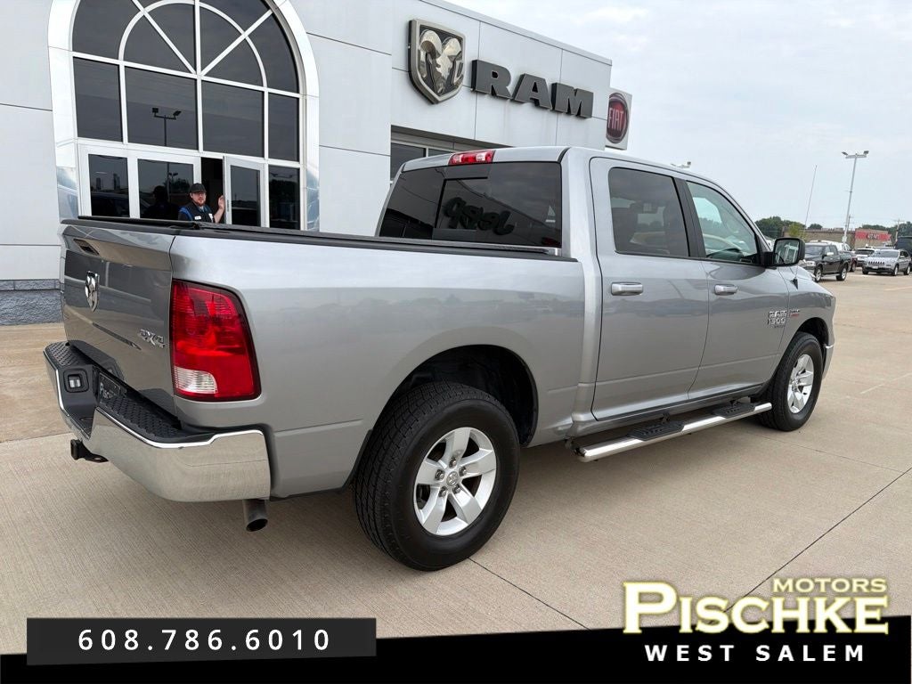 2020 RAM 1500 Classic SLT Crew Cab 4x4 5'7' Box