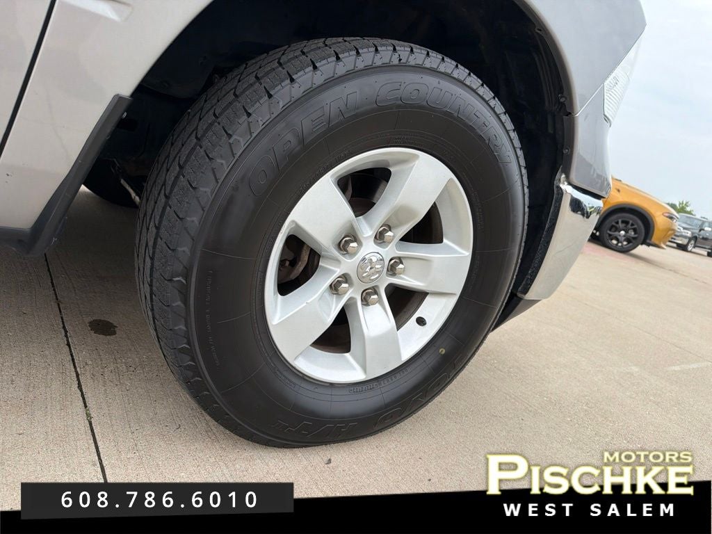 2020 RAM 1500 Classic SLT Crew Cab 4x4 5'7' Box
