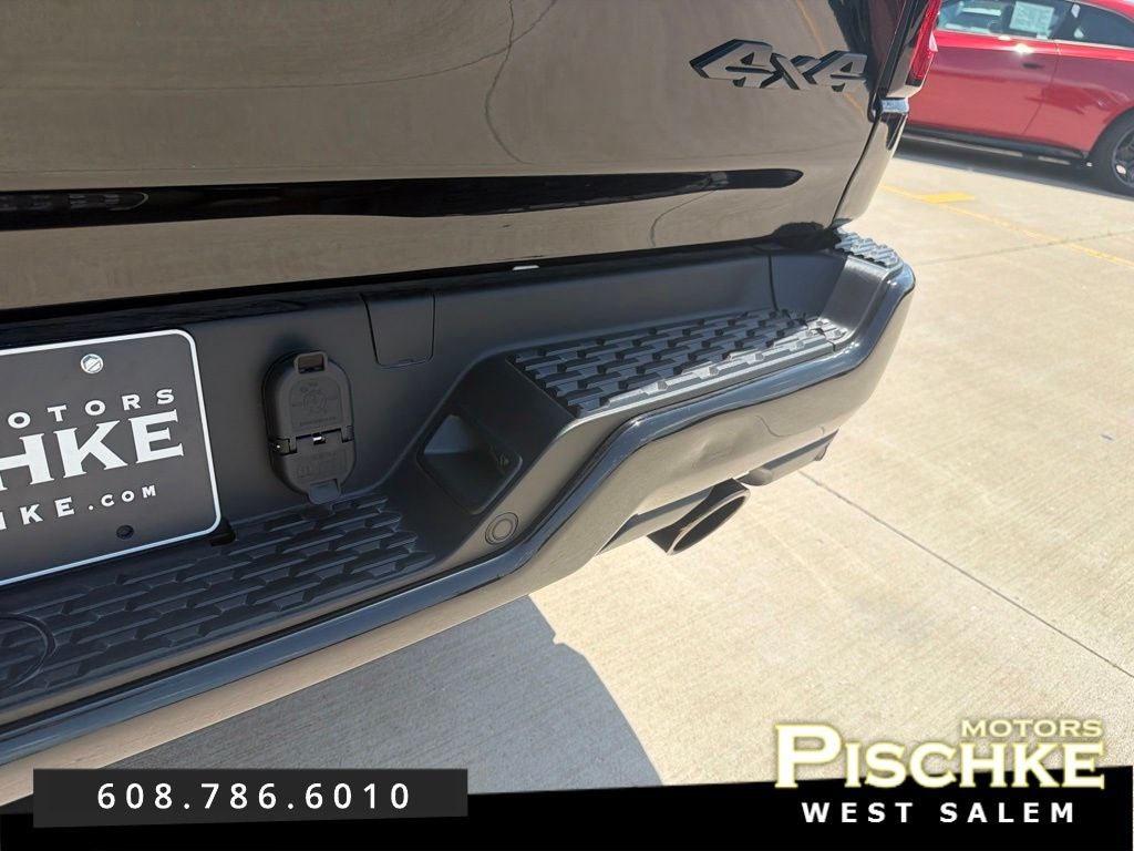2025 RAM 1500 Big Horn Crew Cab 4x4 5'7' Box