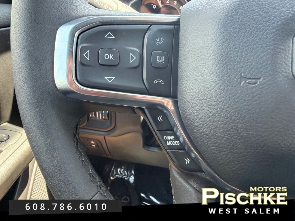 2025 RAM 1500 Big Horn Crew Cab 4x4 5'7' Box