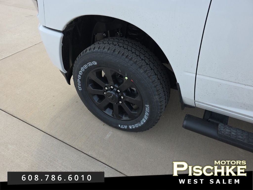 2026 RAM Ram 2500 RAM 2500 BLACK EXPRESS CREW CAB 4X4 6'4' BOX