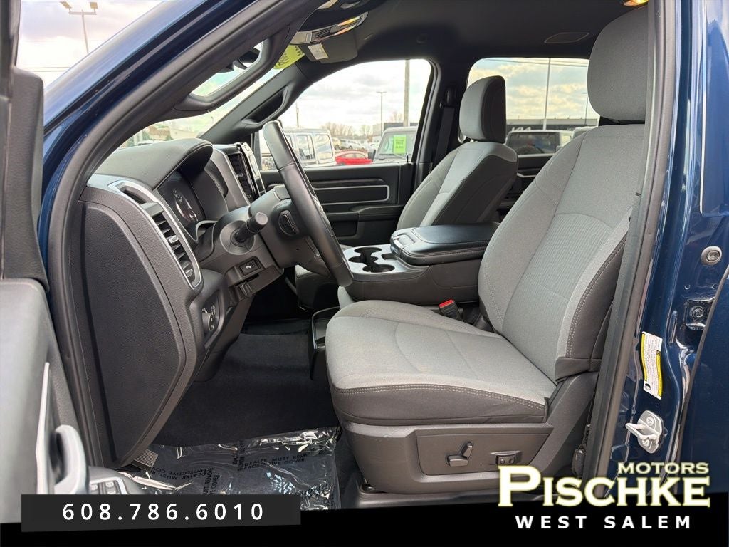 2024 RAM 2500 Big Horn Crew Cab 4x4 6'4' Box