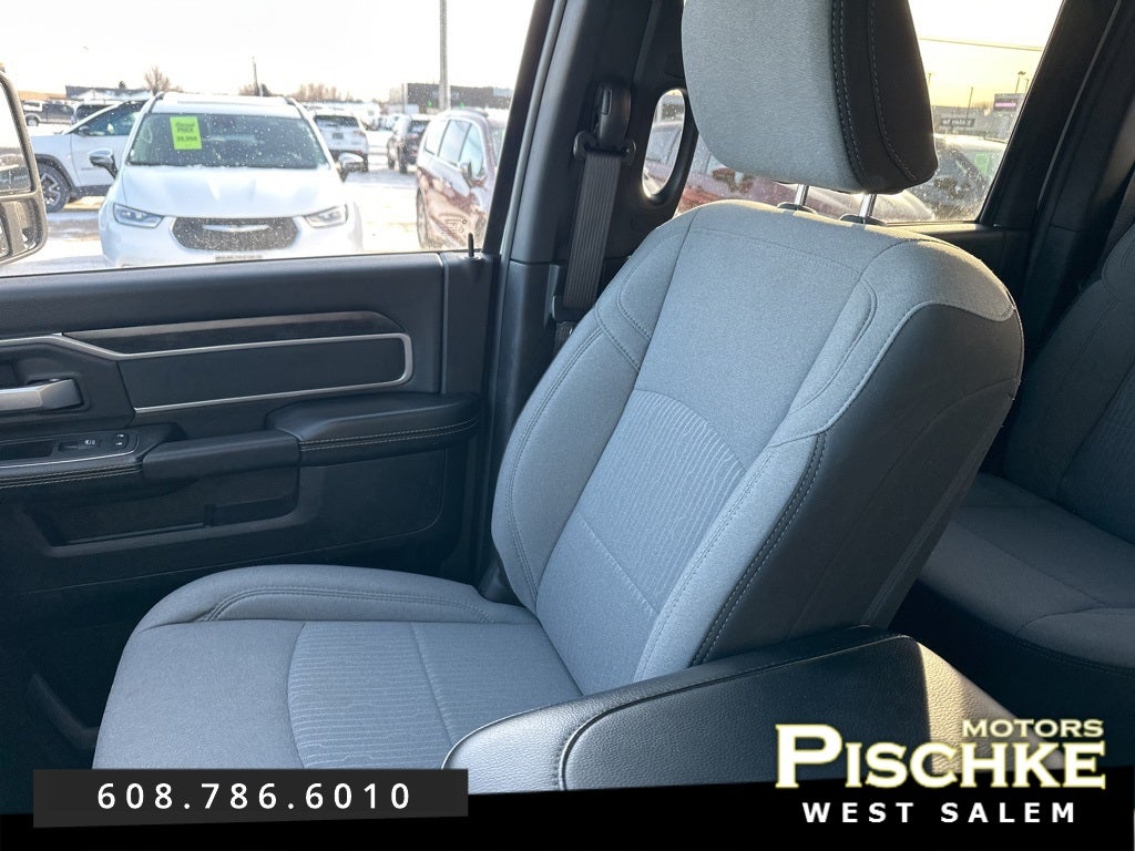 2024 RAM 2500 Big Horn Crew Cab 4x4 6'4' Box