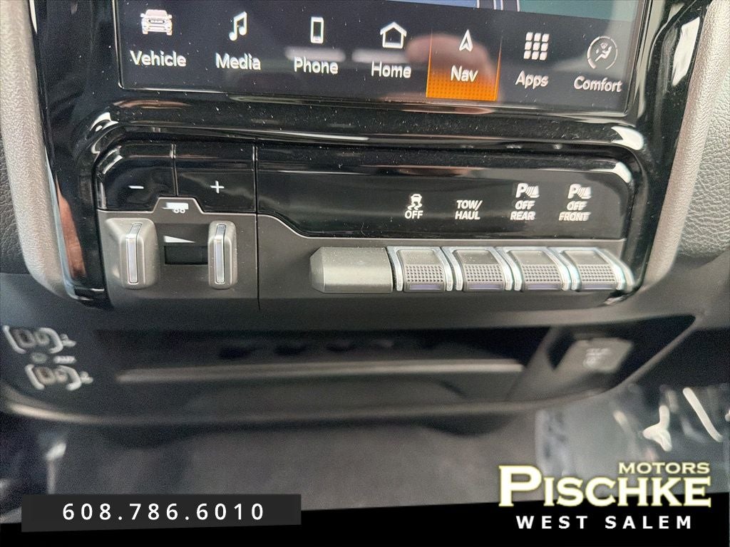 2024 RAM 2500 Big Horn Crew Cab 4x4 6'4' Box