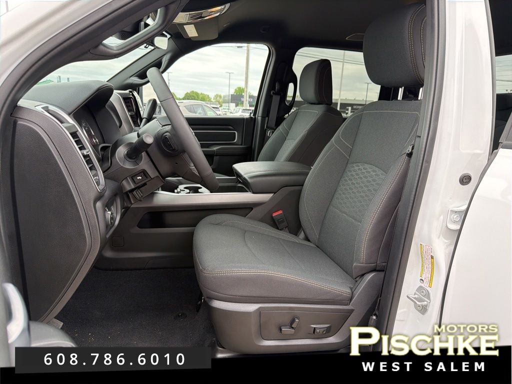 2025 RAM 2500 Big Horn Crew Cab 4x4 6'4' Box