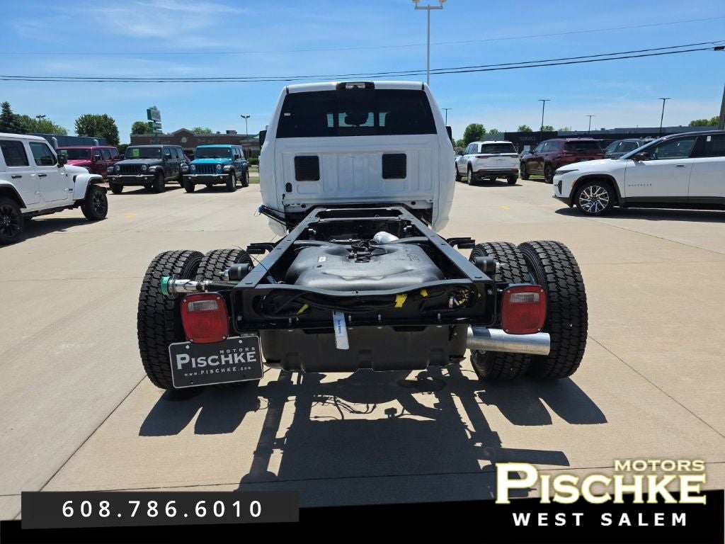 2026 RAM Ram 4500 Chassis Cab RAM 4500 BIG HORN CHASSIS CREW CAB 4X4 84' CA