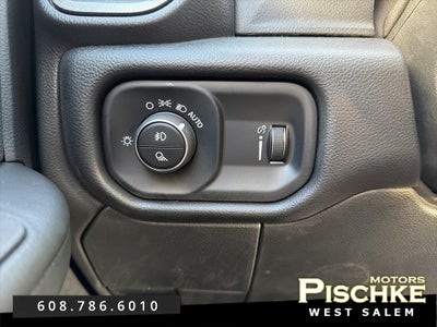 2025 RAM 5500 Chassis Tradesman/Big Horn