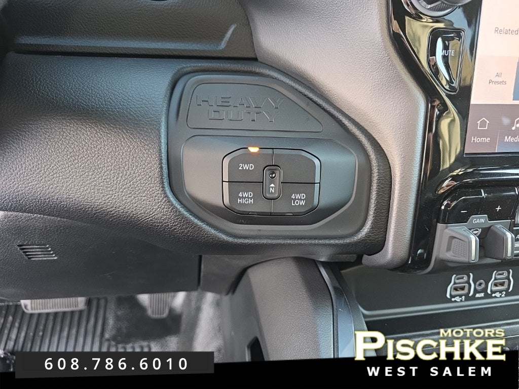 2026 RAM Ram 5500 Chassis Cab RAM 5500 BIG HORN CHASSIS CREW CAB 4X4 84' CA