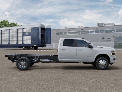 2026 RAM Ram 5500 Chassis Cab RAM 5500 BIG HORN CHASSIS CREW CAB 4X4 84' CA