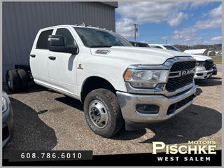 2024 RAM 3500 Chassis Tradesman/SLT/Laramie/Limited