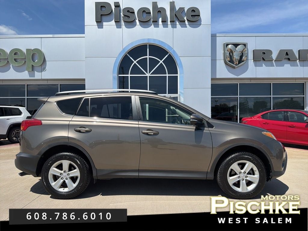 2014 Toyota RAV4 XLE AWD's photo