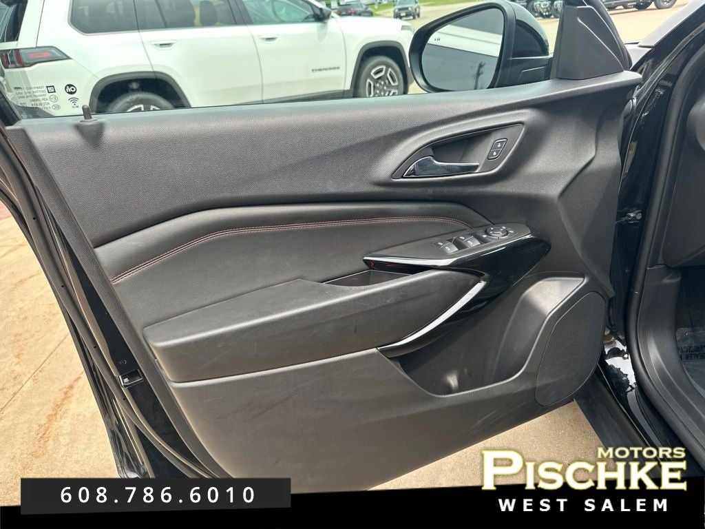 2025 Chevrolet Trax FWD 2RS