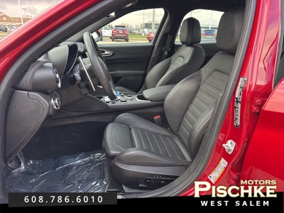 2024 Alfa Romeo Giulia Quadrifoglio RWD